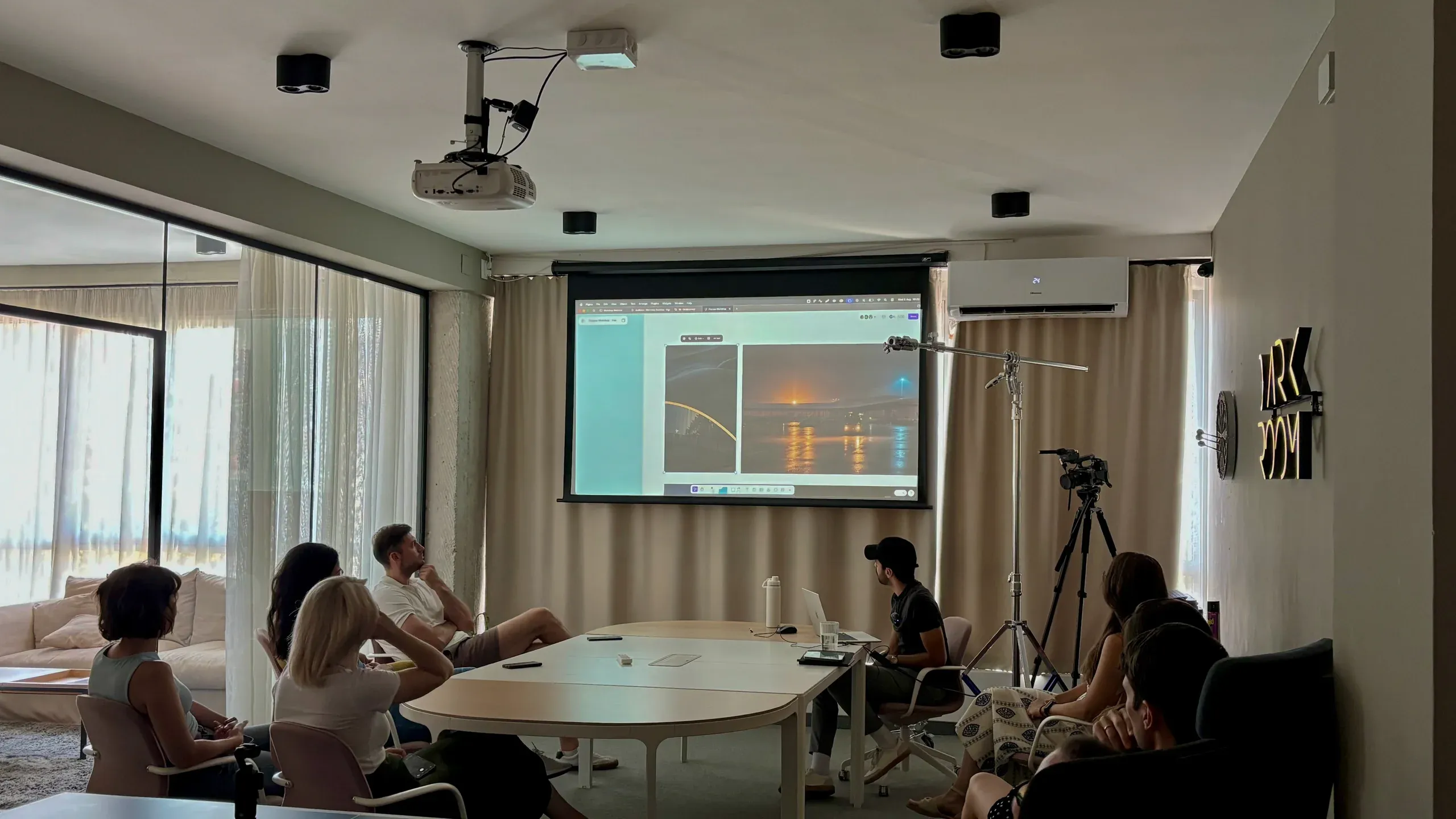 The day started with Franzao's presentation